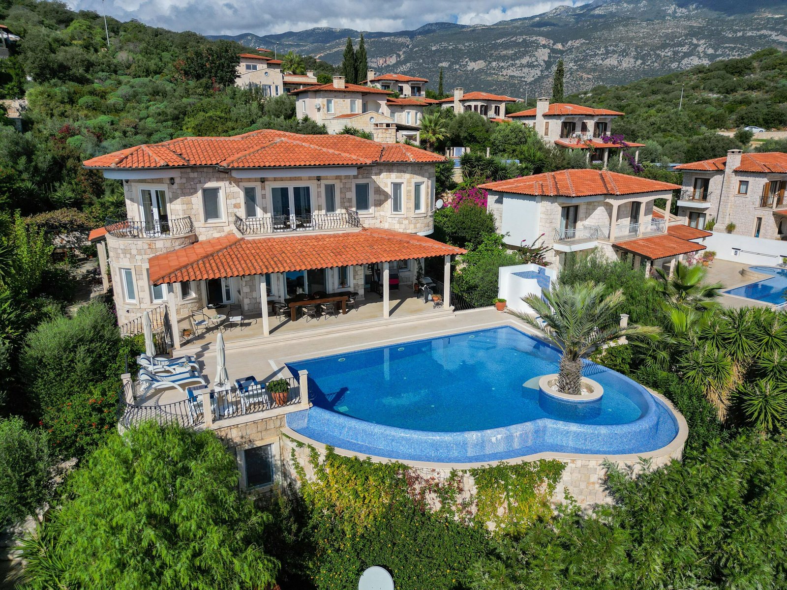 Luxury villas for group trips